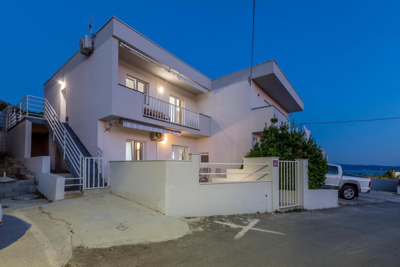 House With Private Pool Magdalena Apartment โปดสตรานา ภายนอก รูปภาพ