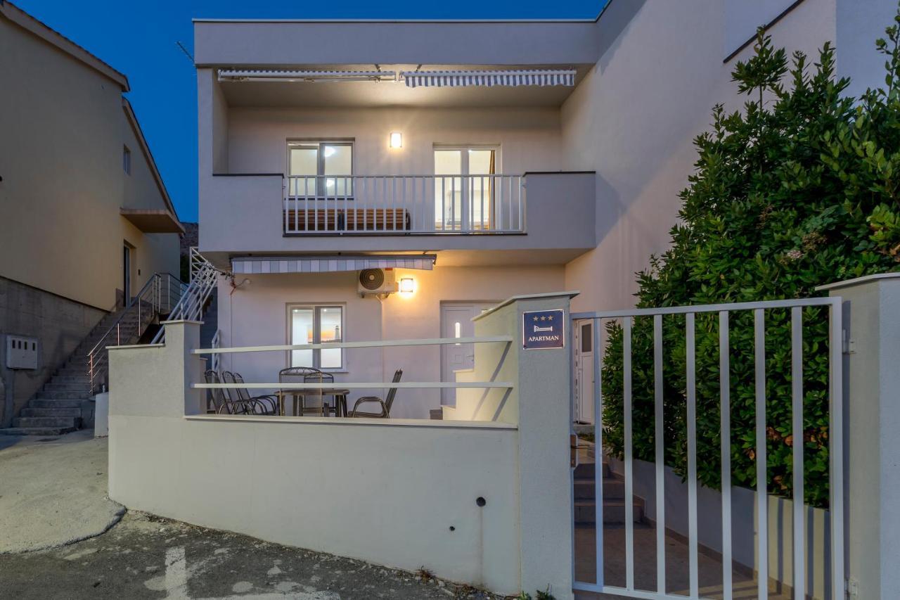 House With Private Pool Magdalena Apartment โปดสตรานา ภายนอก รูปภาพ