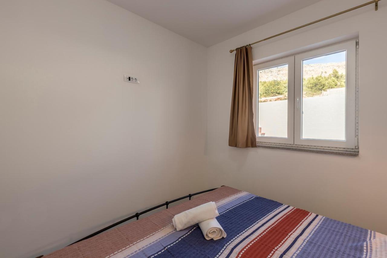 House With Private Pool Magdalena Apartment โปดสตรานา ภายนอก รูปภาพ