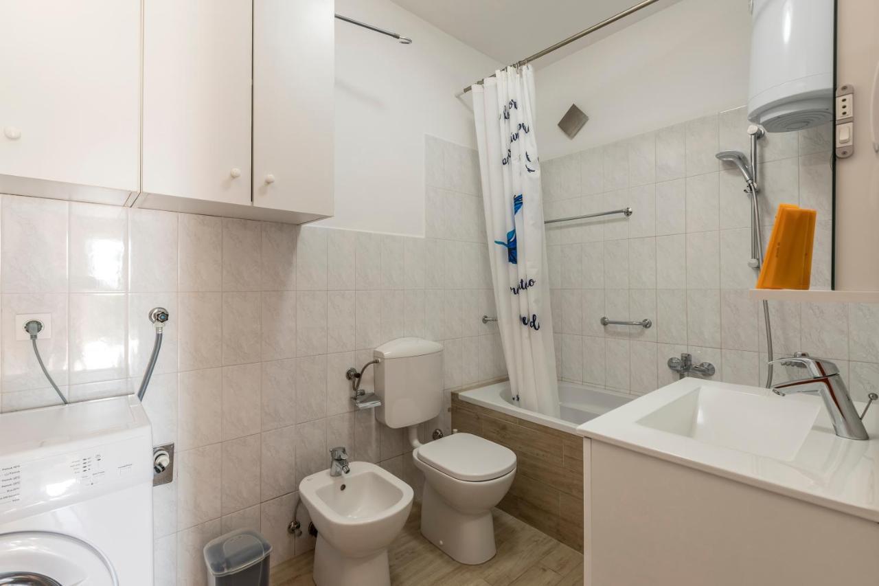 House With Private Pool Magdalena Apartment โปดสตรานา ภายนอก รูปภาพ