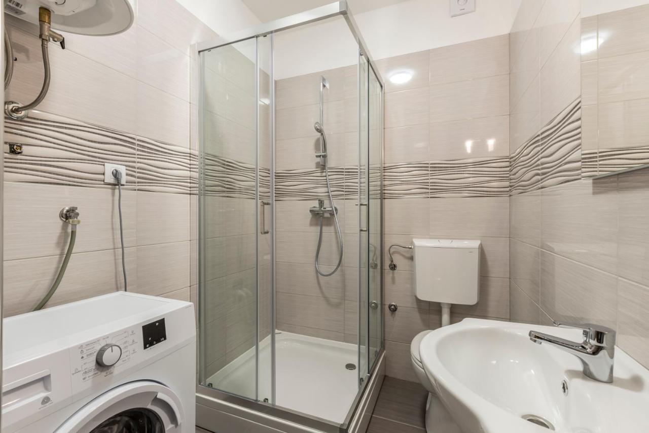 House With Private Pool Magdalena Apartment โปดสตรานา ภายนอก รูปภาพ